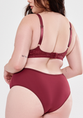 Conjunto Plus Size com Bojo Detalhes em Renda - Vinho - JJ